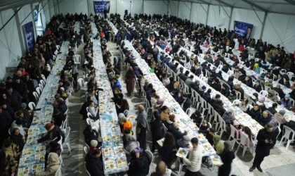 Belediyenin İftar Çadırı Doldu Taştı