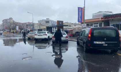 Durak Mı, Otopark Mı?