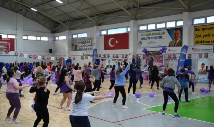 8 Mart Coşkusu Zumba ile Taçlandı