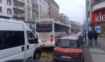 Servis Güzergahları Çözüm Bekliyor!