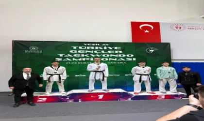 İmam Hatip Öğrencisi Türkiye Tekvando Şampiyonu Oldu