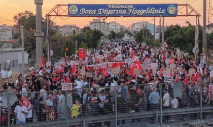 Kapatılan Yol İçin Binlerce Kişi Yürüdü