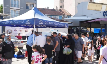 Pazar Yerinde Aşure Bereketi
