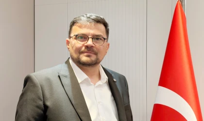 Gazeteci Mehmet Akif Aldoğan'ın 33 Yıllık Meslek Yolculuğu Kitaplaştı