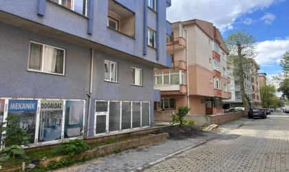 Mahalleli Bu Apartmandan Şikayetçi
