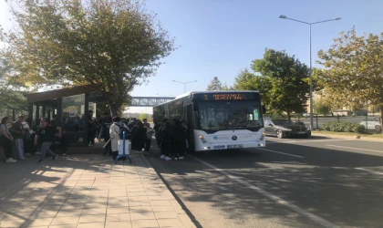 OKULLARIN BAŞLAMASIYLA ULAŞIM SORUNLARI ARTTI
