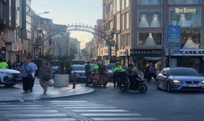 5600 MOTOSİKLET SÜRÜCÜSÜNE CEZA KESİLDİ