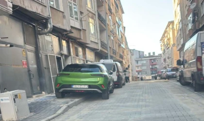 Çorlu’da Yayalar Yola Mahkûm